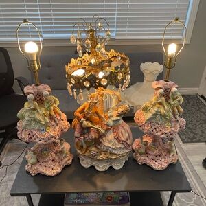 Beautiful Vintage Capodimonte Lamps - Set of 3